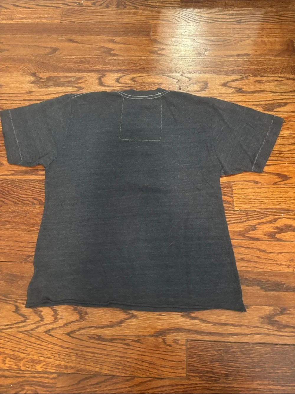 Aviator Nation Women’s Dark Gray Tee With Metallic Lightning Bolt Size Small - Picture 2 of 5